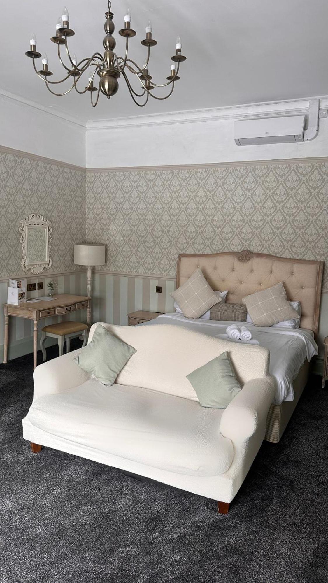 St Andrews Town Hotel Droitwich Eksteriør bilde