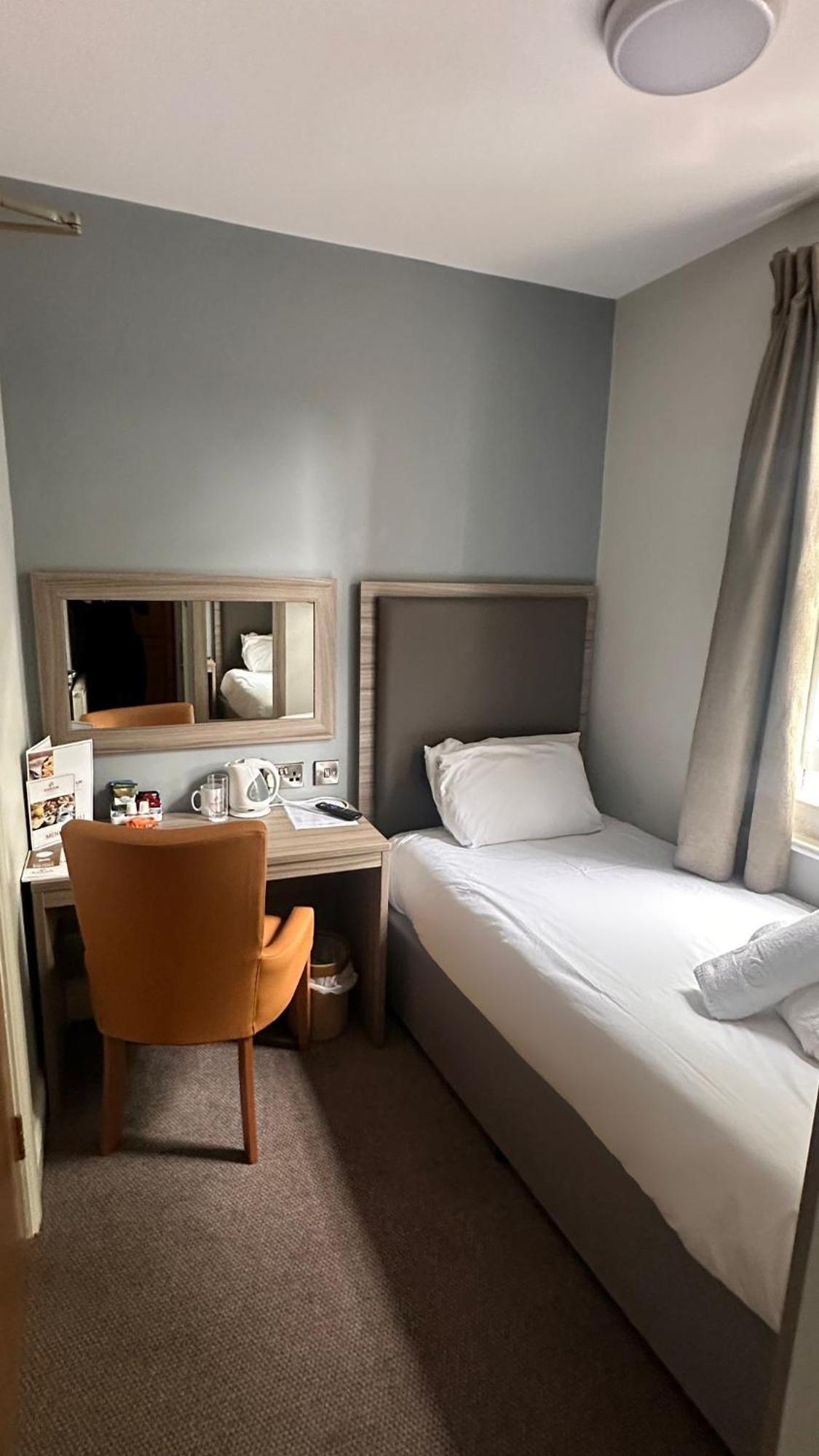 St Andrews Town Hotel Droitwich Eksteriør bilde