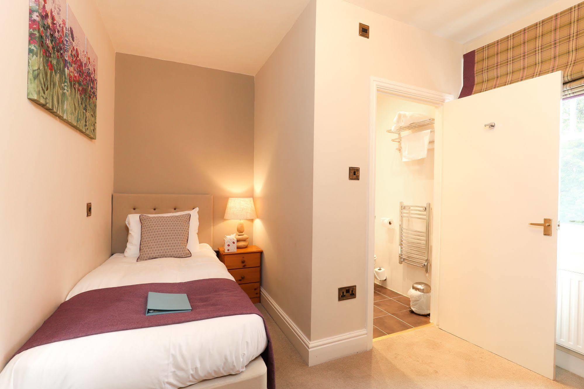 St Andrews Town Hotel Droitwich Eksteriør bilde